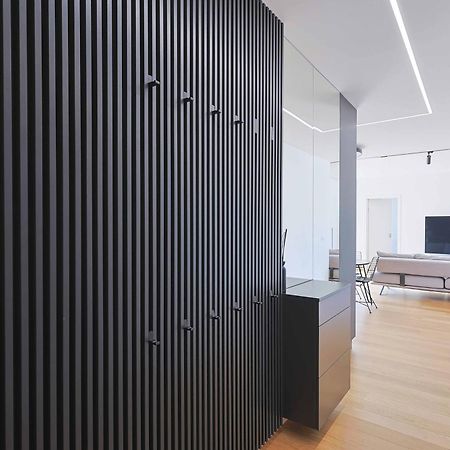 Downtown Luxe Retreat- Konventna Daire Bratislava Dış mekan fotoğraf